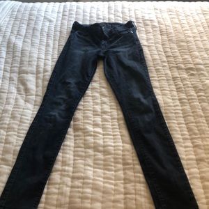 Guess jeans size 27